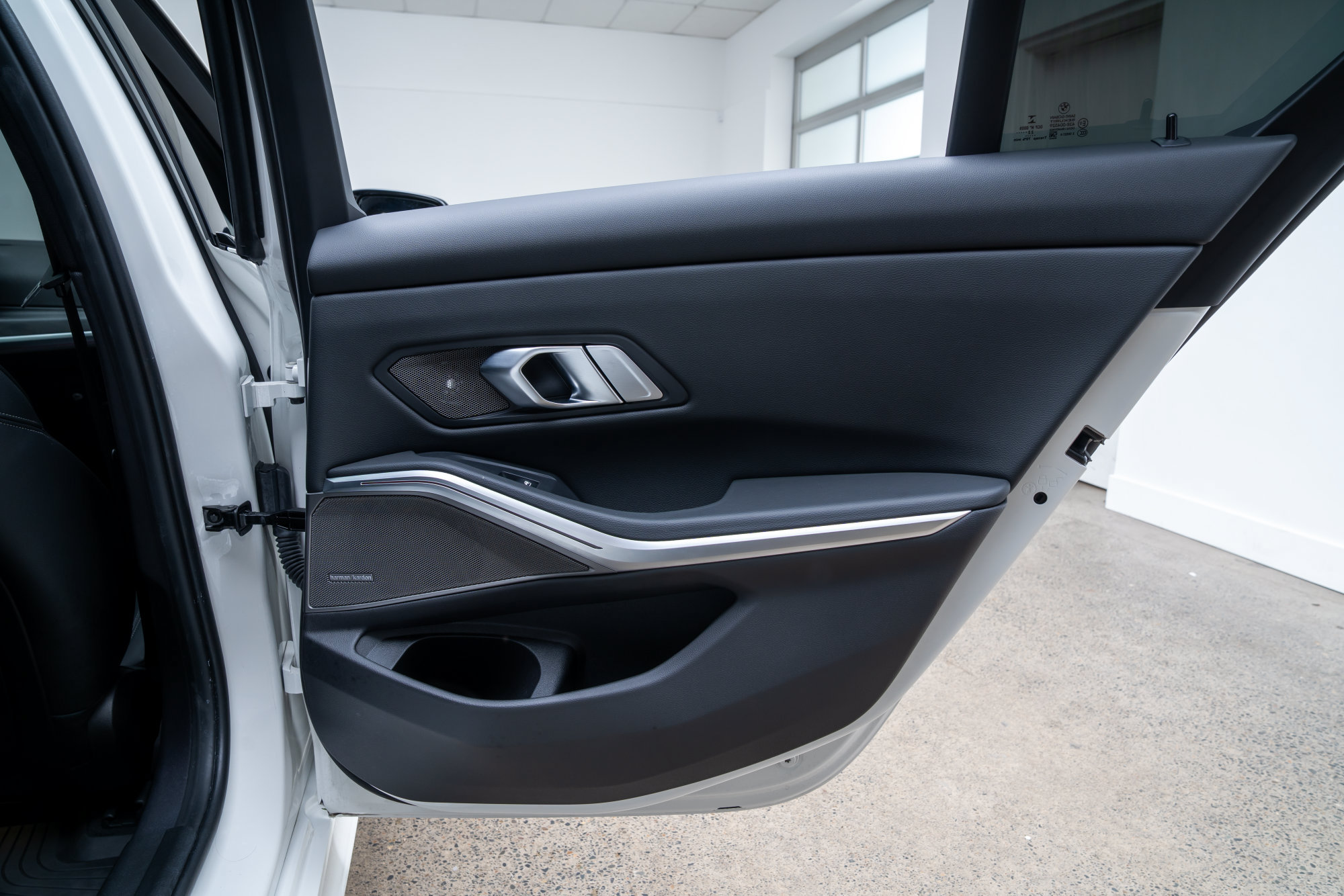 Used 2023 BMW M340i xDrive AWD/4WD image 28