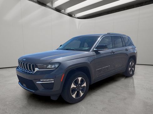 Used 2022 Jeep Grand Cherokee Limited 4xe AWD/4WD image 1