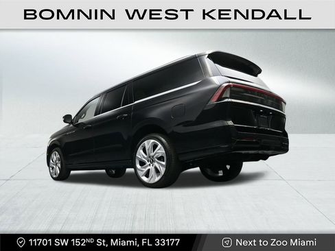 Used 2025 Lincoln Navigator L Black Label image 27