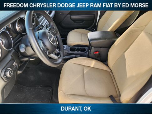 Used 2023 Jeep Gladiator Sport image 10