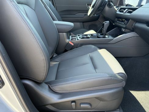 New 2026 Subaru Outback Touring AWD/4WD image 31