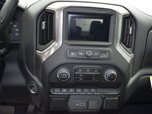 Used 2025 Chevrolet Silverado 1500 Custom w/ Turbomax Blackout Package image 13