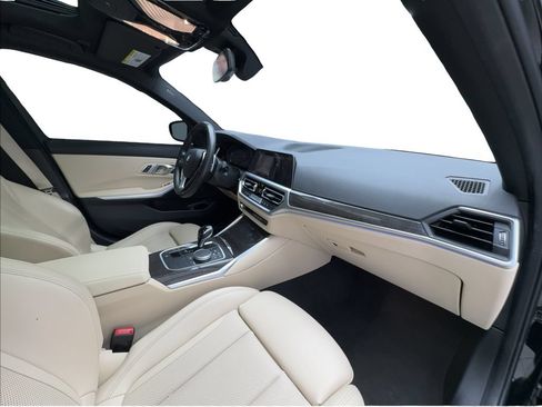 Used 2022 BMW 330i Sedan w/ Driving Assistance Package RWD image 33