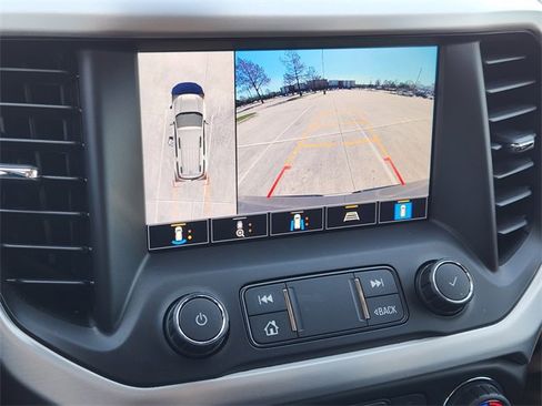 Used 2021 GMC Acadia SLT w/ Technology Package image 18