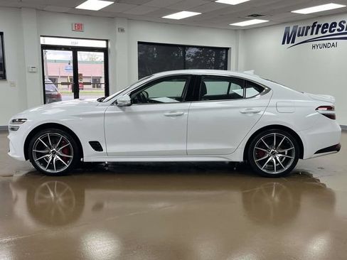Used 2025 Genesis G70 2.5T AWD/4WD image 8