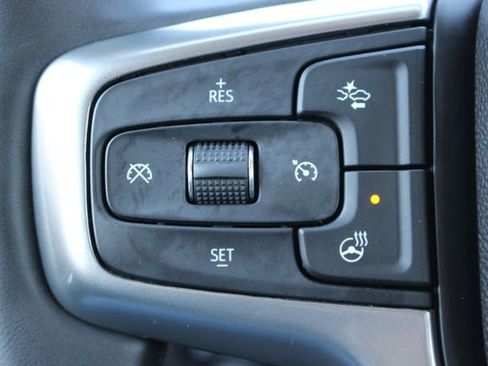 Used 2024 Chevrolet Silverado 1500 LT image 13