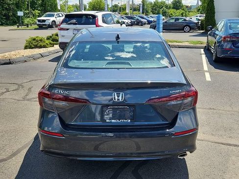 Used 2025 Honda Civic Sport image 5
