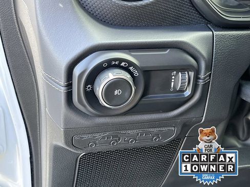 Used 2025 Jeep Wrangler Rubicon image 27