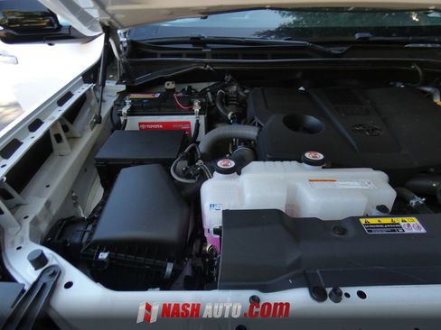 Used 2024 Toyota Tundra Limited AWD/4WD image 75
