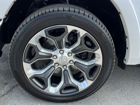 Used 2019 RAM 1500 Limited w/ Advanced Safety Group image 10