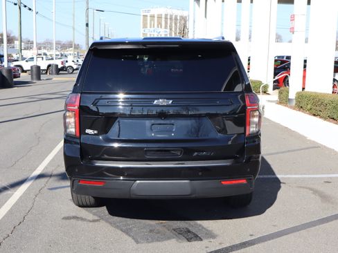 Certified 2024 Chevrolet Suburban RST w/ Luxury Package image 9