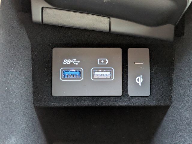 Used 2025 Genesis Electrified GV70 w/ Prestige Package AWD/4WD image 24