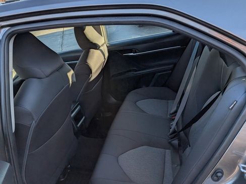 Certified 2018 Toyota Camry LE image 16