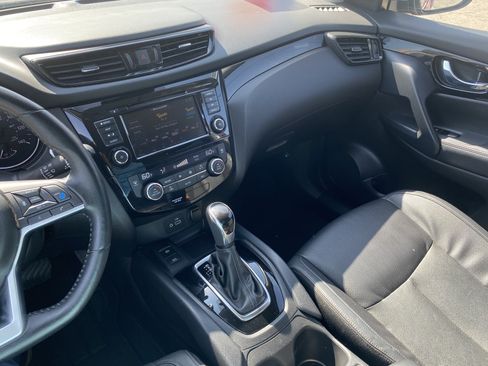 Used 2022 Nissan Rogue Sport SL AWD/4WD image 14