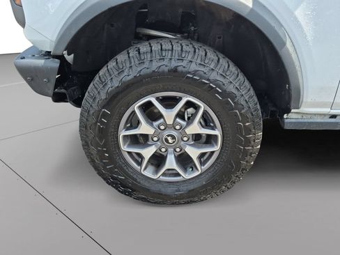 Used 2024 Ford Bronco Badlands AWD/4WD image 38