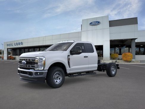 New 2026 Ford F350 XL w/ XL Chrome Package AWD/4WD image 1