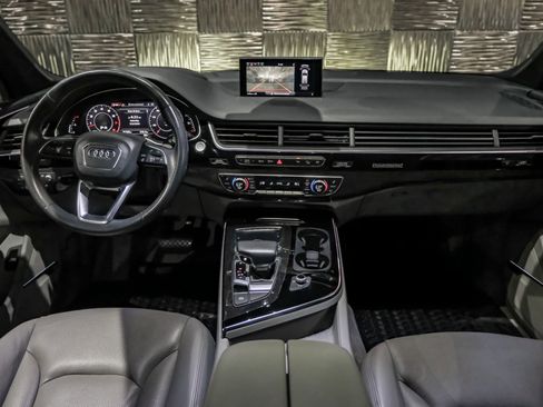 Used 2018 Audi Q7 3.0T Prestige w/ Prestige Package AWD/4WD image 15