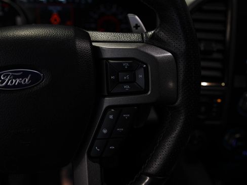 Used 2019 Ford F150 Raptor w/ Equipment Group 802A Luxury AWD/4WD image 38