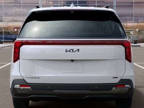 New 2026 Kia Carnival SX FWD image 13