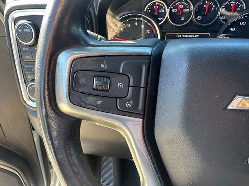 Used 2021 Chevrolet Silverado 1500 LT w/ Z71 Off-Road Package image 27