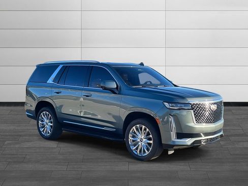 Certified 2024 Cadillac Escalade Premium Luxury image 7