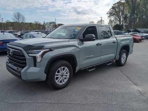 Used 2024 Toyota Tundra SR5 w/ SR5 Convenience Package image 3