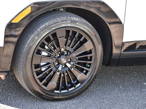 Used 2024 Hyundai Santa Fe Calligraphy image 11