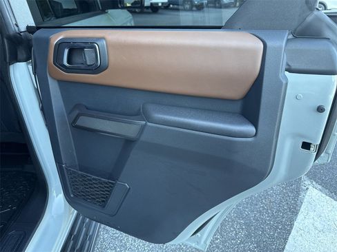 Used 2024 Ford Bronco Outer Banks image 17