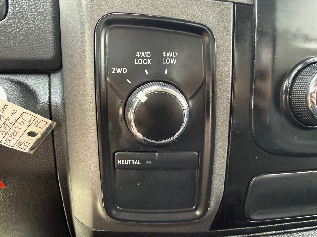 Used 2018 RAM 2500 Tradesman w/ Chrome Appearance Group AWD/4WD image 32