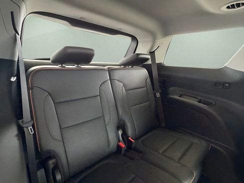 Used 2022 GMC Acadia AT4 image 38