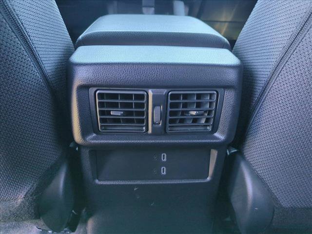 Certified 2025 Toyota 4Runner SR5 AWD/4WD image 16