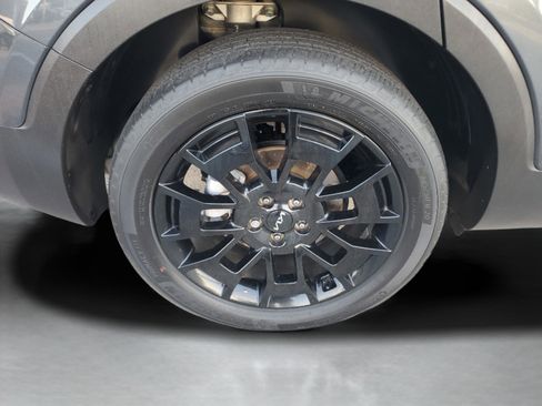 Used 2022 Kia Telluride SX w/ SX Prestige Package AWD/4WD image 30