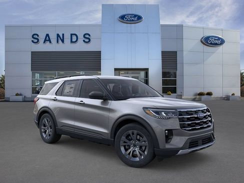 New 2026 Ford Explorer Active w/ Active Comfort Package AWD/4WD image 7