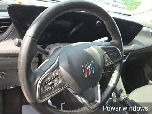 Used 2024 Buick Encore GX Preferred FWD image 11