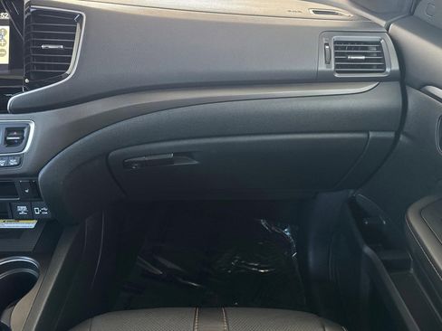 Used 2023 Honda Passport TrailSport image 29