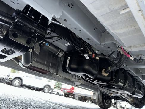 New 2025 Ford Transit 250 Low Roof AWD image 33