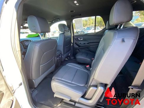 Used 2023 Chevrolet Traverse LT FWD image 27