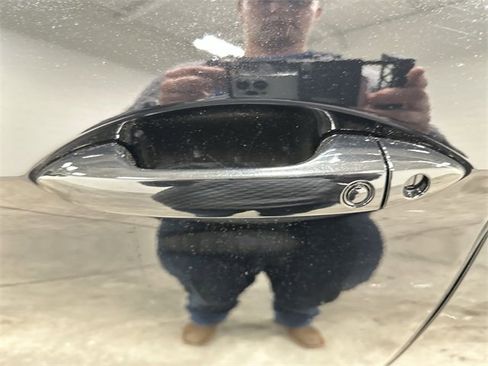 Used 2022 Honda Pilot Black Edition image 13