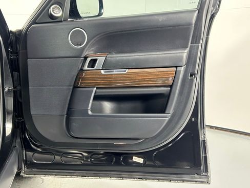 Used 2016 Land Rover Range Rover Long Wheelbase Supercharged image 9