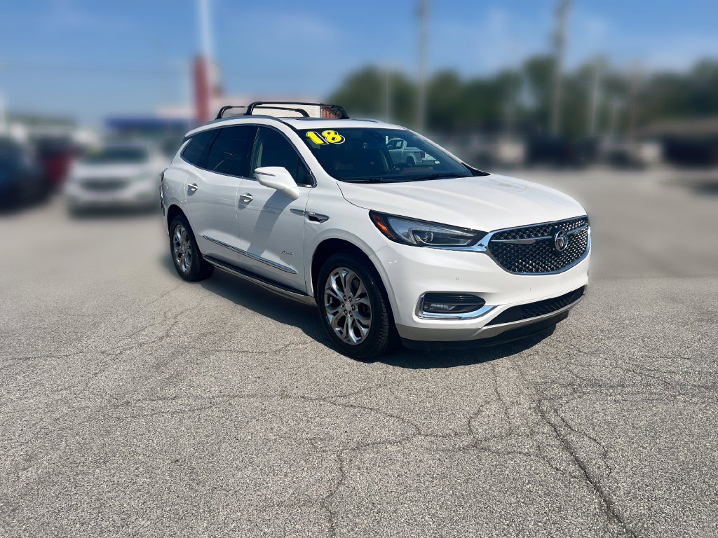 Used 2018 Buick Enclave Avenir w/ Avenir Technology Package AWD/4WD image 11