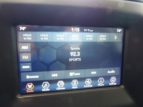 Used 2020 Jeep Compass Latitude w/ Cold Weather Group AWD/4WD image 33