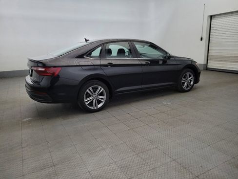Used 2024 Volkswagen Jetta SE FWD image 10