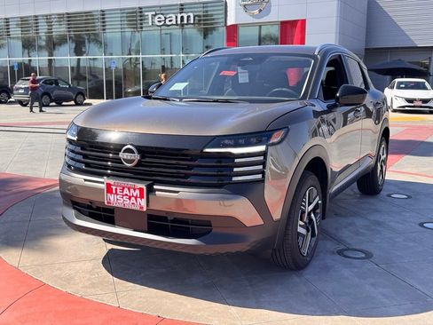 New 2026 Nissan Kicks SV FWD image 4
