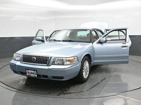 Used 2009 Mercury Grand Marquis LS RWD image 44