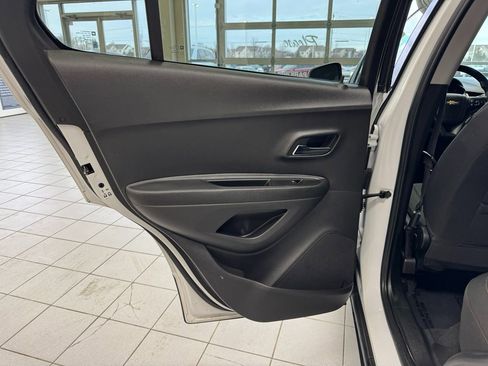 Used 2020 Chevrolet Trax LS w/ Tint and Cruise Package image 36