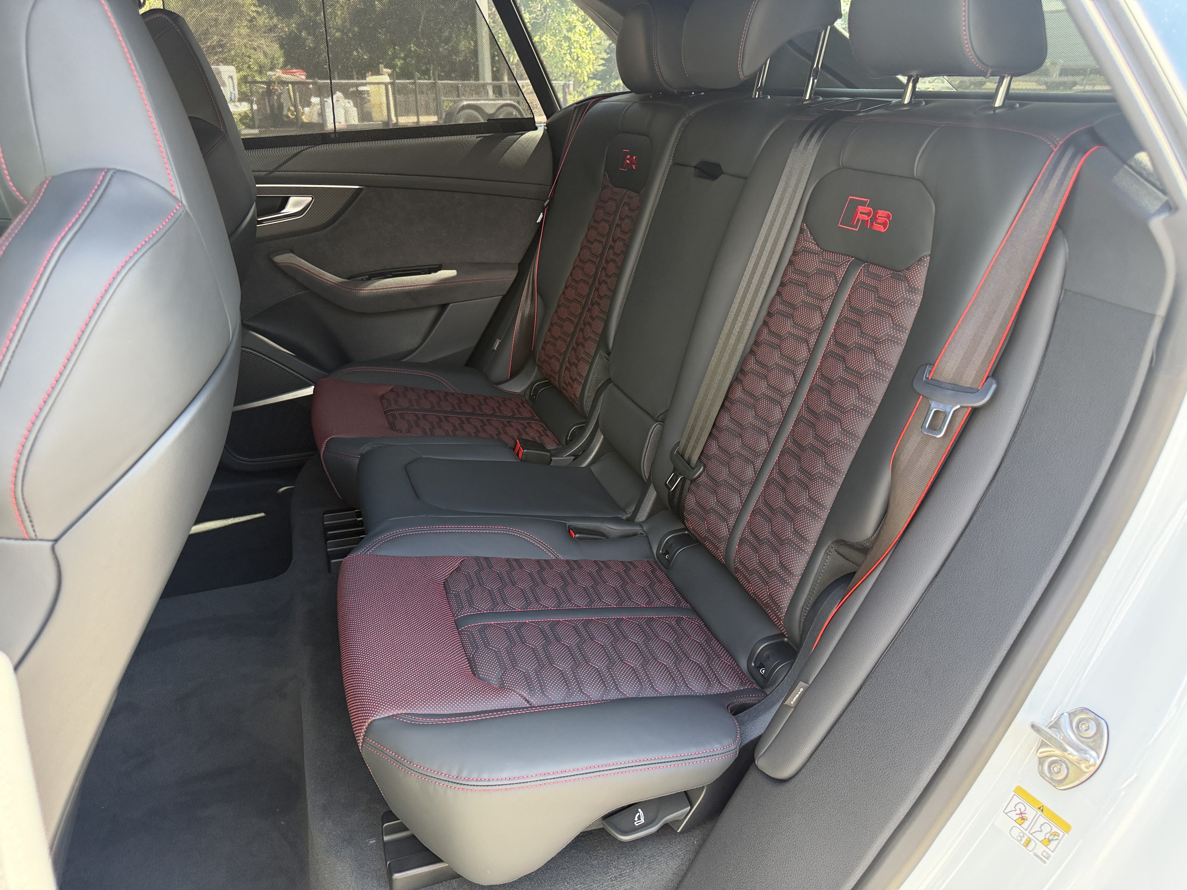 New 2027 Audi RS Q8 performance AWD/4WD image 19