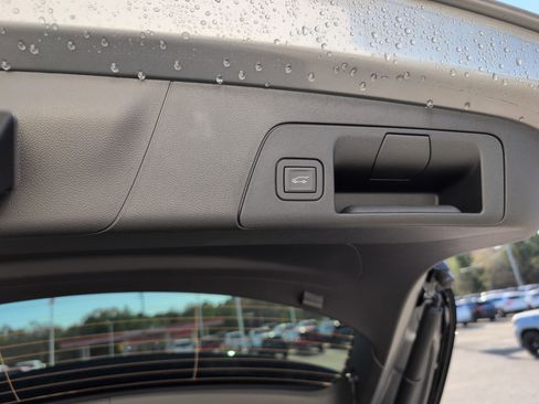 New 2026 Buick Envision Sport Touring image 7