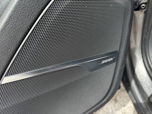 Used 2018 Audi Q7 3.0T Prestige image 18