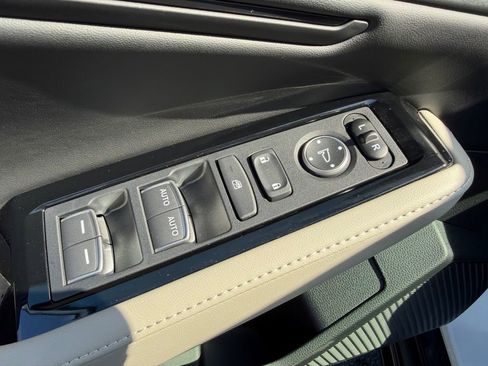 Used 2025 Honda Accord Touring image 22