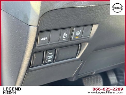 Used 2023 Nissan Armada SL image 18